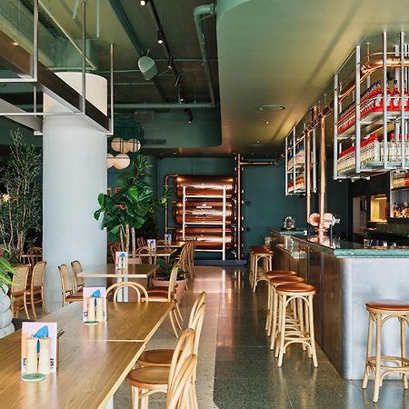 Novotel Sydney Brighton Beach Екстериор снимка