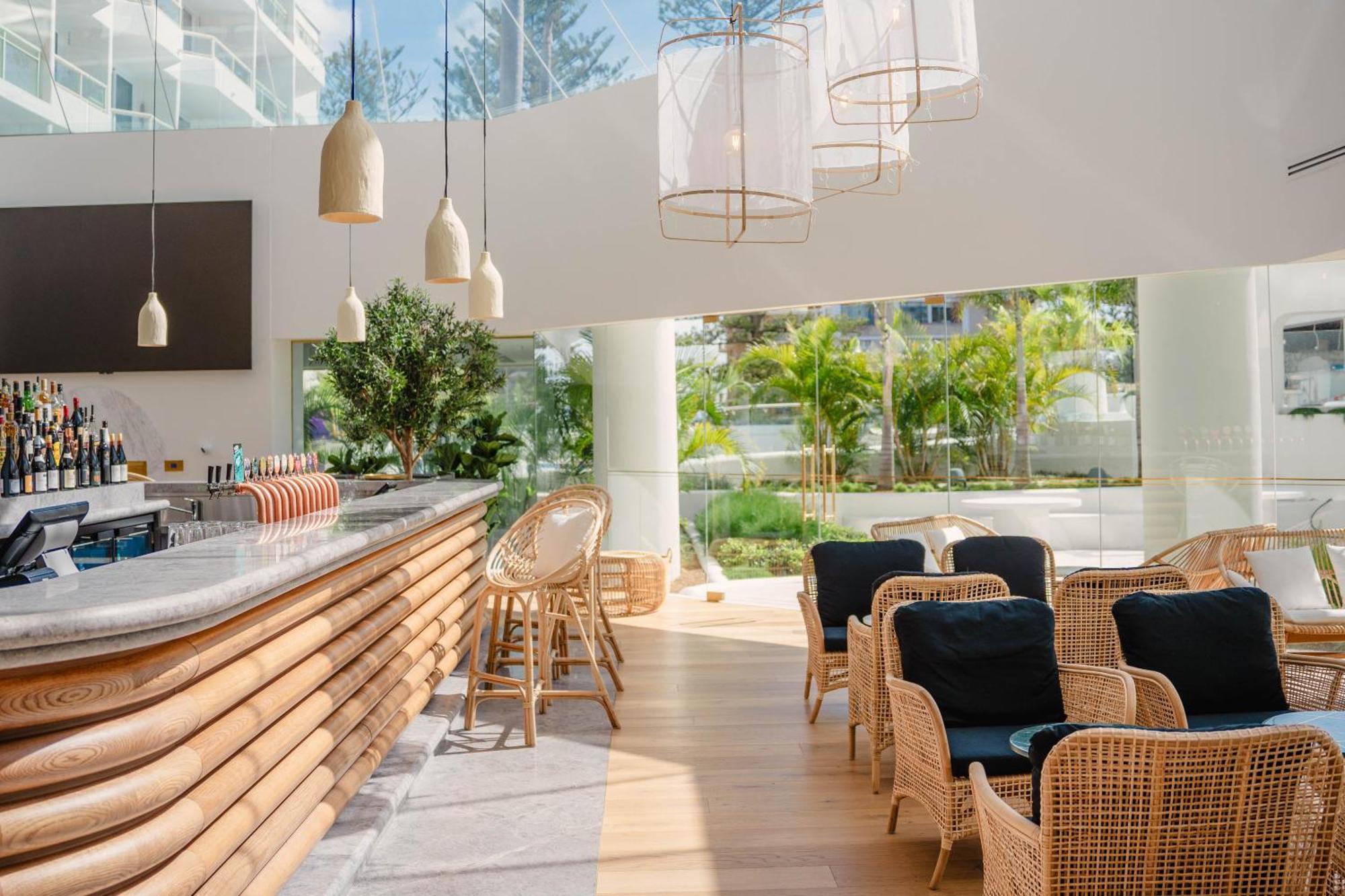 Novotel Sydney Brighton Beach Екстериор снимка