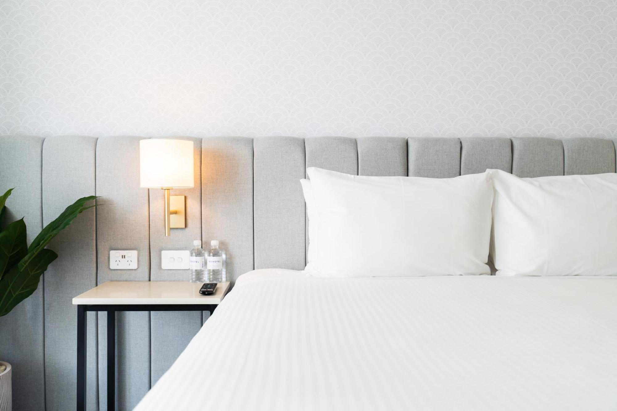 Novotel Sydney Brighton Beach Екстериор снимка