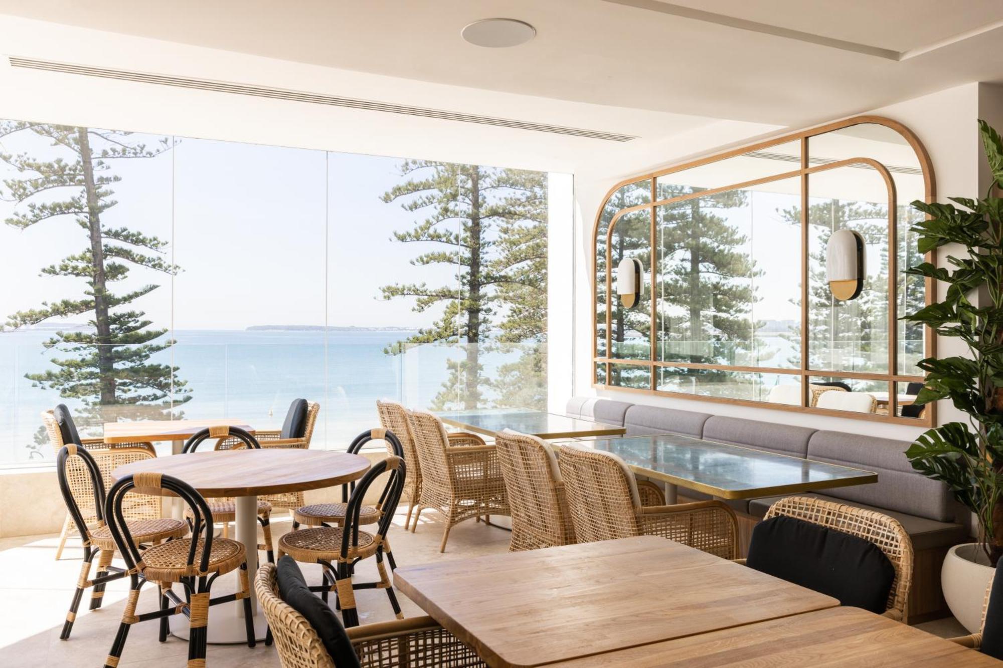 Novotel Sydney Brighton Beach Екстериор снимка