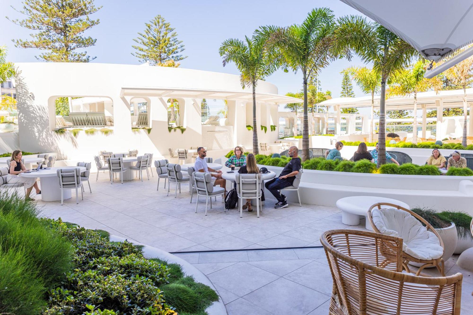 Novotel Sydney Brighton Beach Екстериор снимка