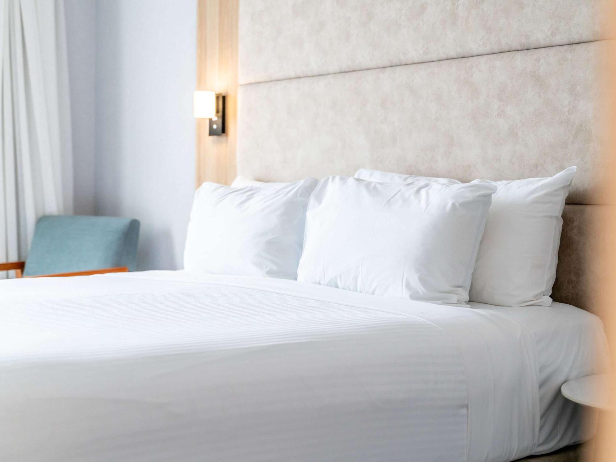 Novotel Sydney Brighton Beach Екстериор снимка