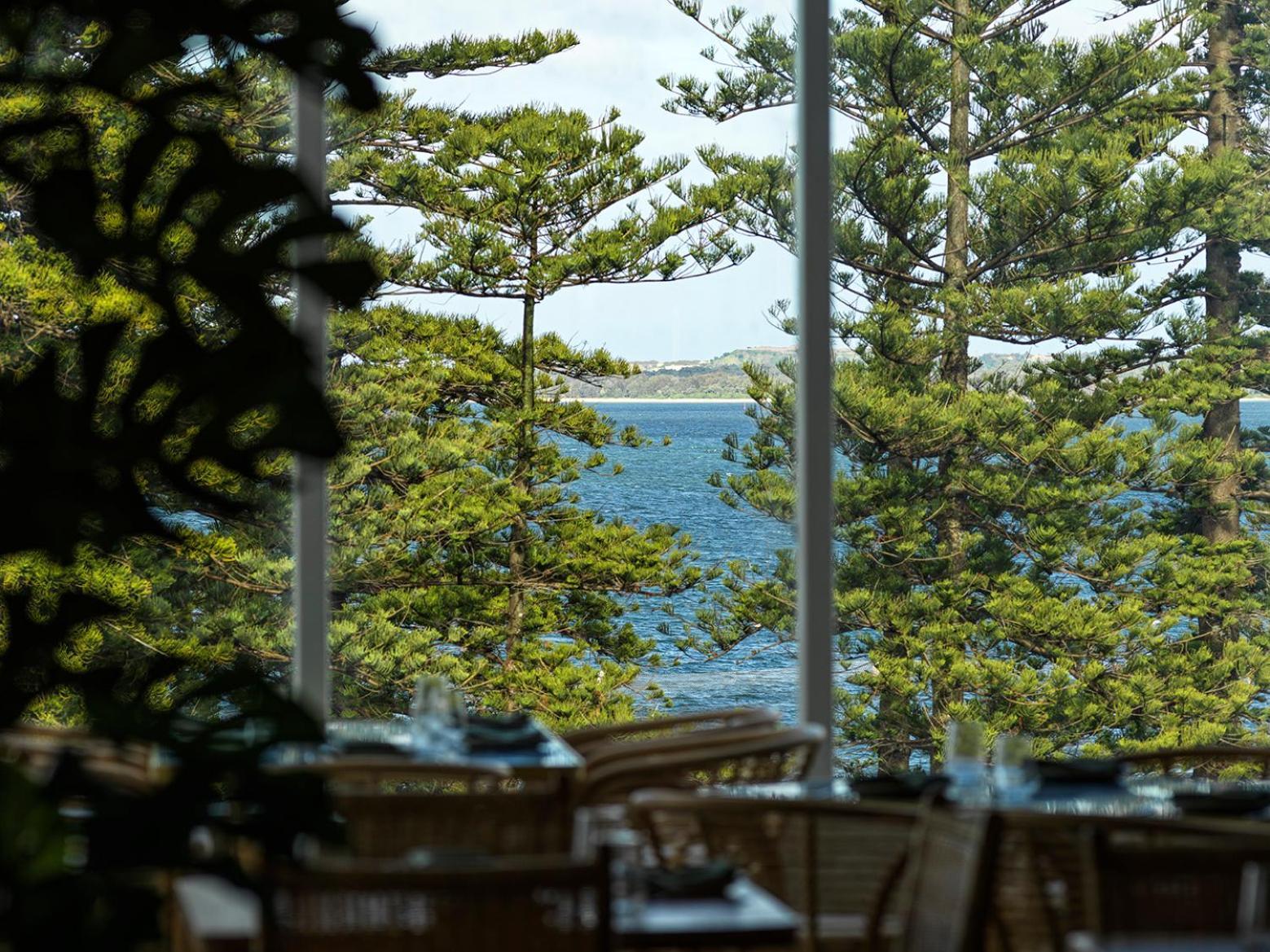 Novotel Sydney Brighton Beach Екстериор снимка