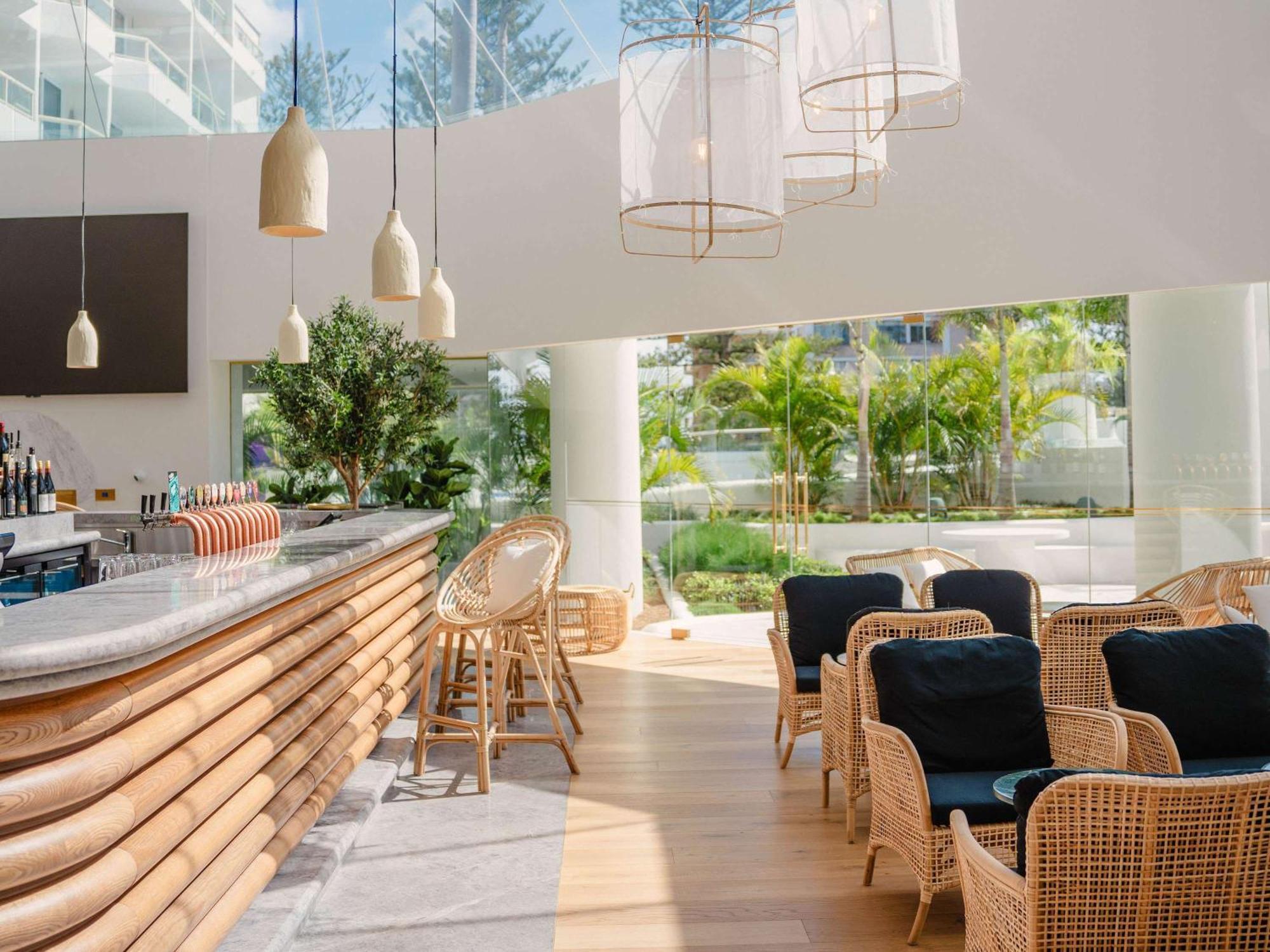 Novotel Sydney Brighton Beach Екстериор снимка